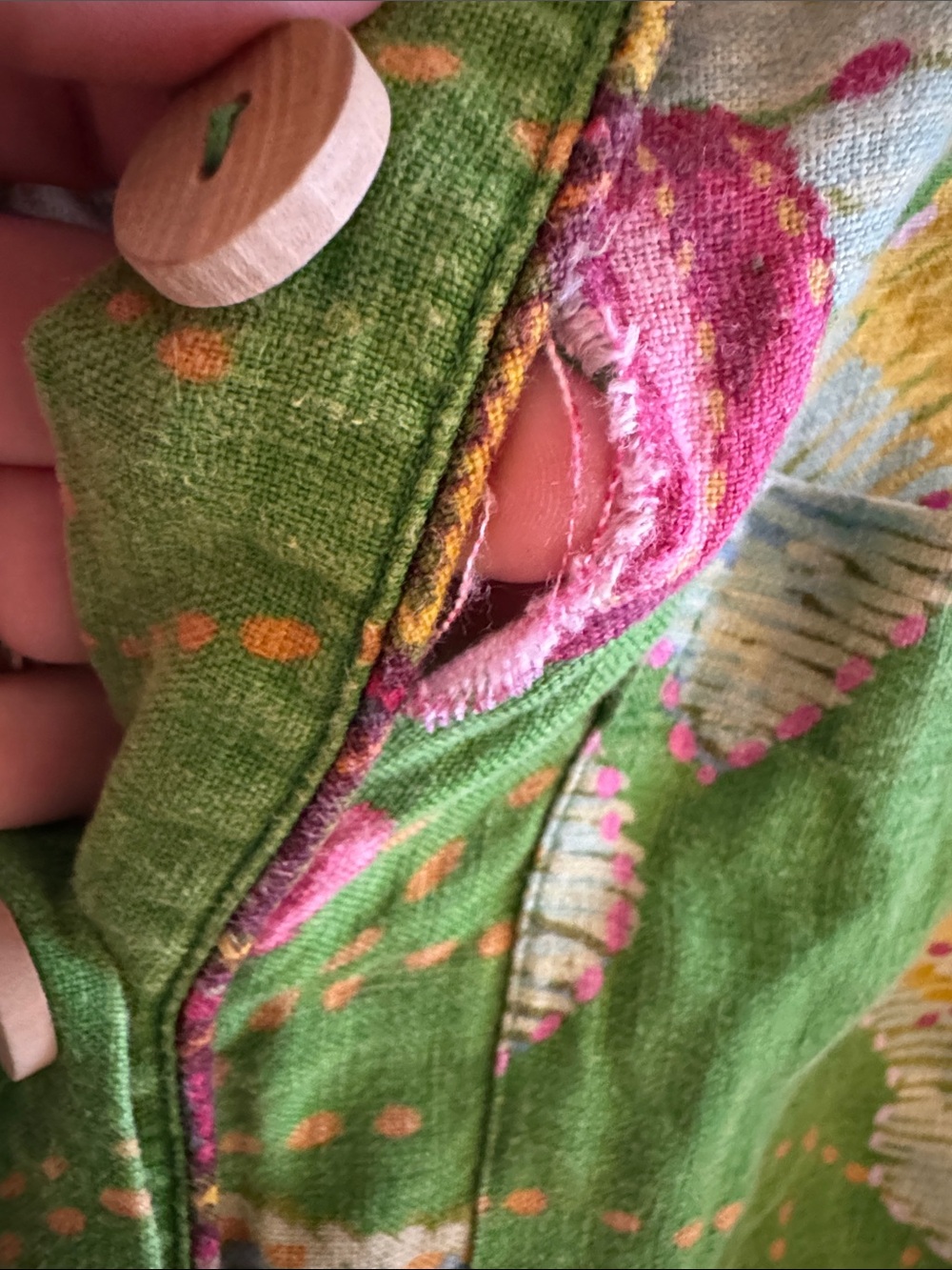 Farm Rio romper
Size small, linen. Small flaw - Picture 6 of 9